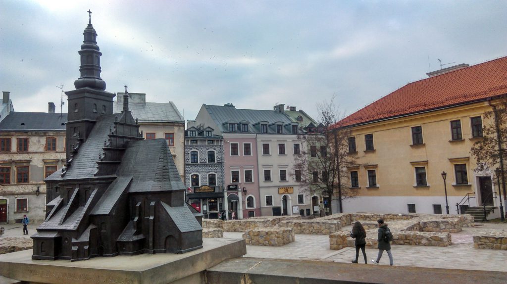 Plac po Farze Lublin